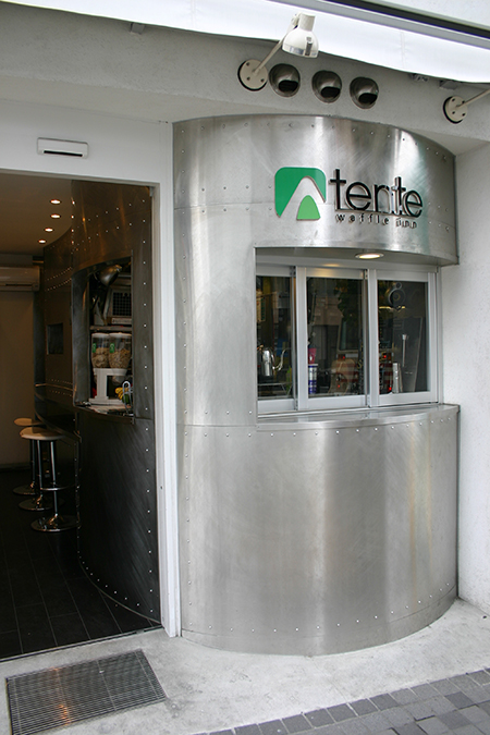 02.jpg